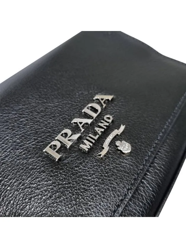 1BD144 Black leather silver chain mini cross bag