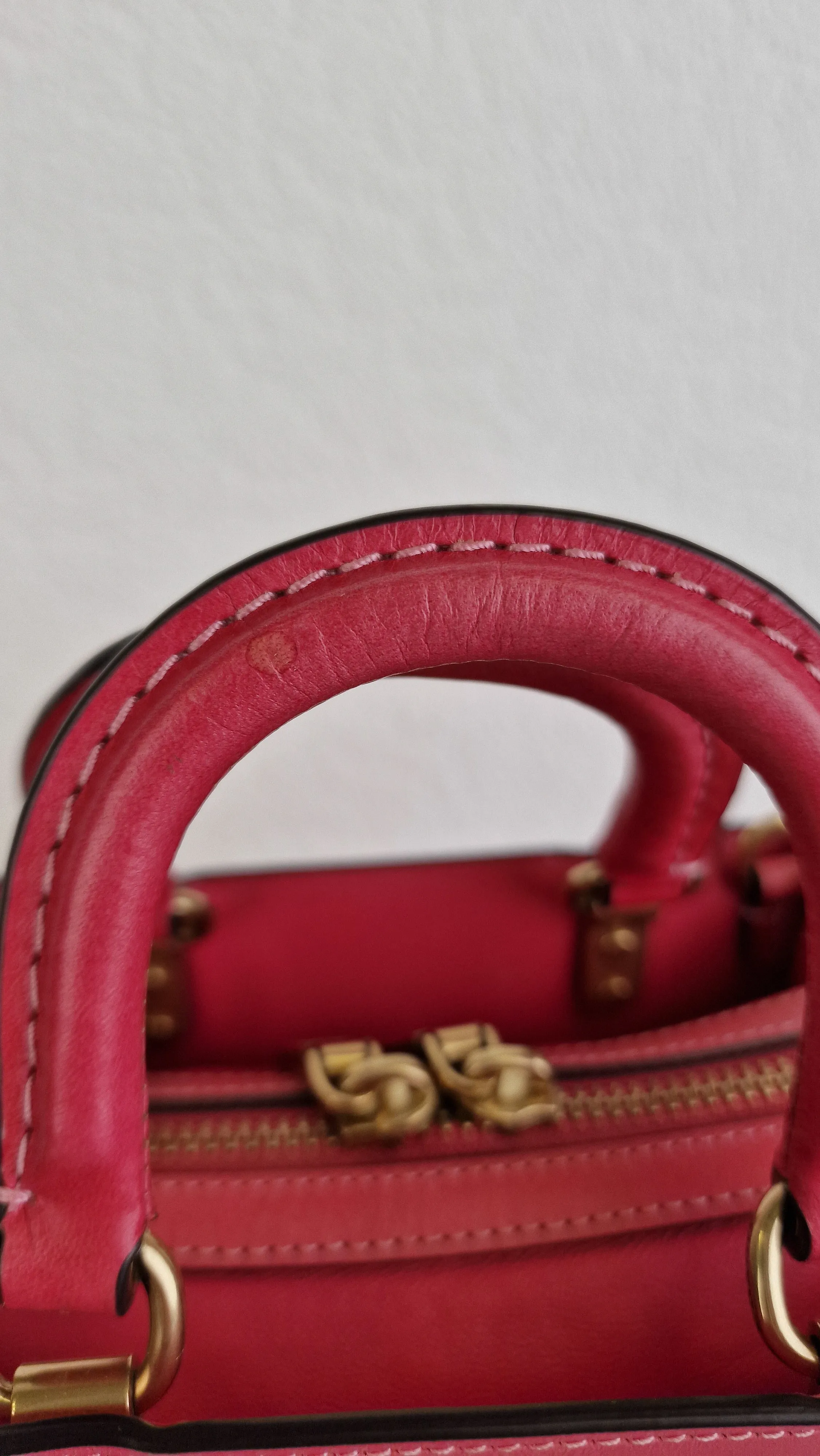 Coach 1941 Rogue 17 in Bright Carmine Red Pink Original Natural Leather - Handbag Mini Bag Crossbody Bag - Coach C3870