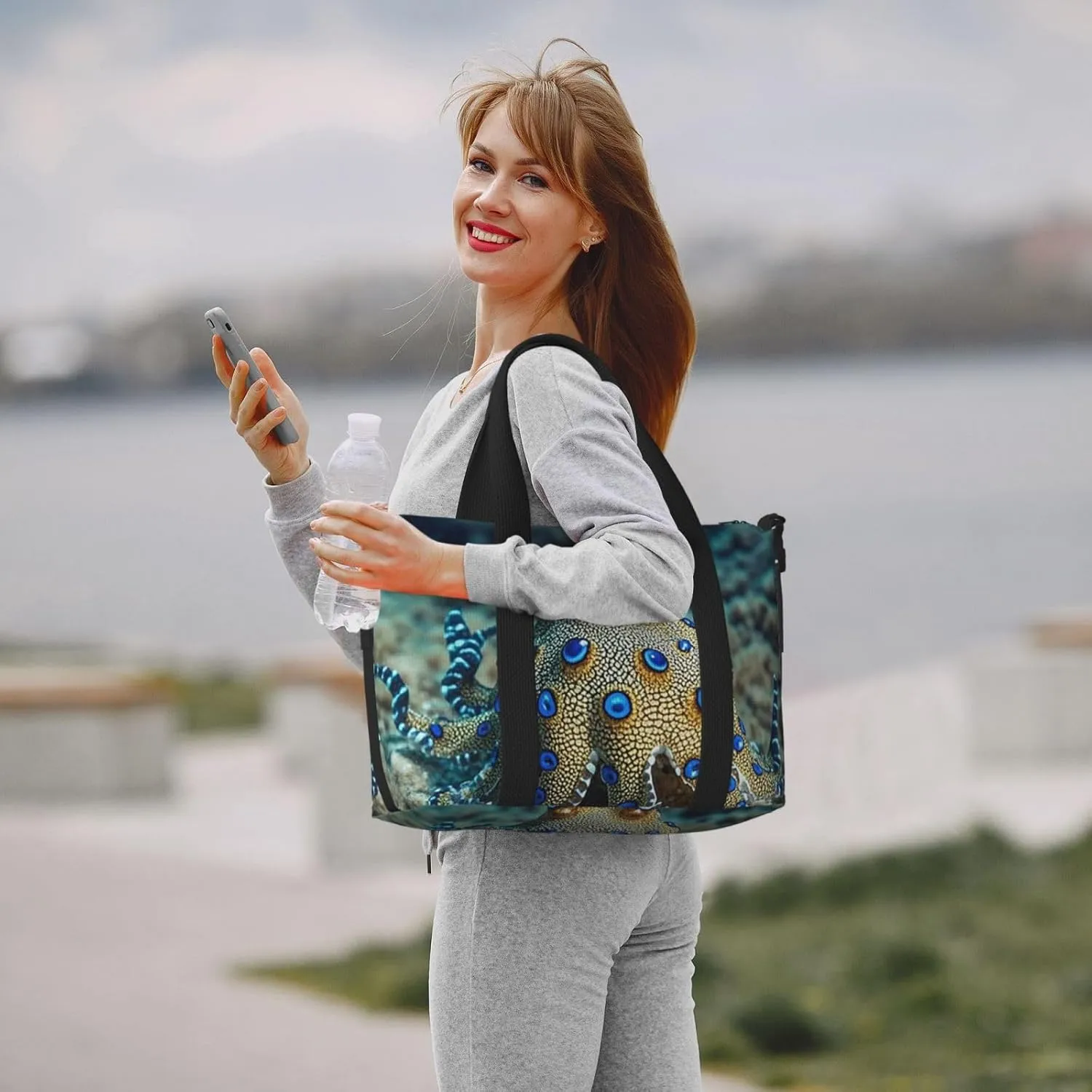 Gym Bag Blue Ringed Octopus5 Duffel Bag for Men Women Travel Overnight Bag with Shoe Compartment Workout Bags