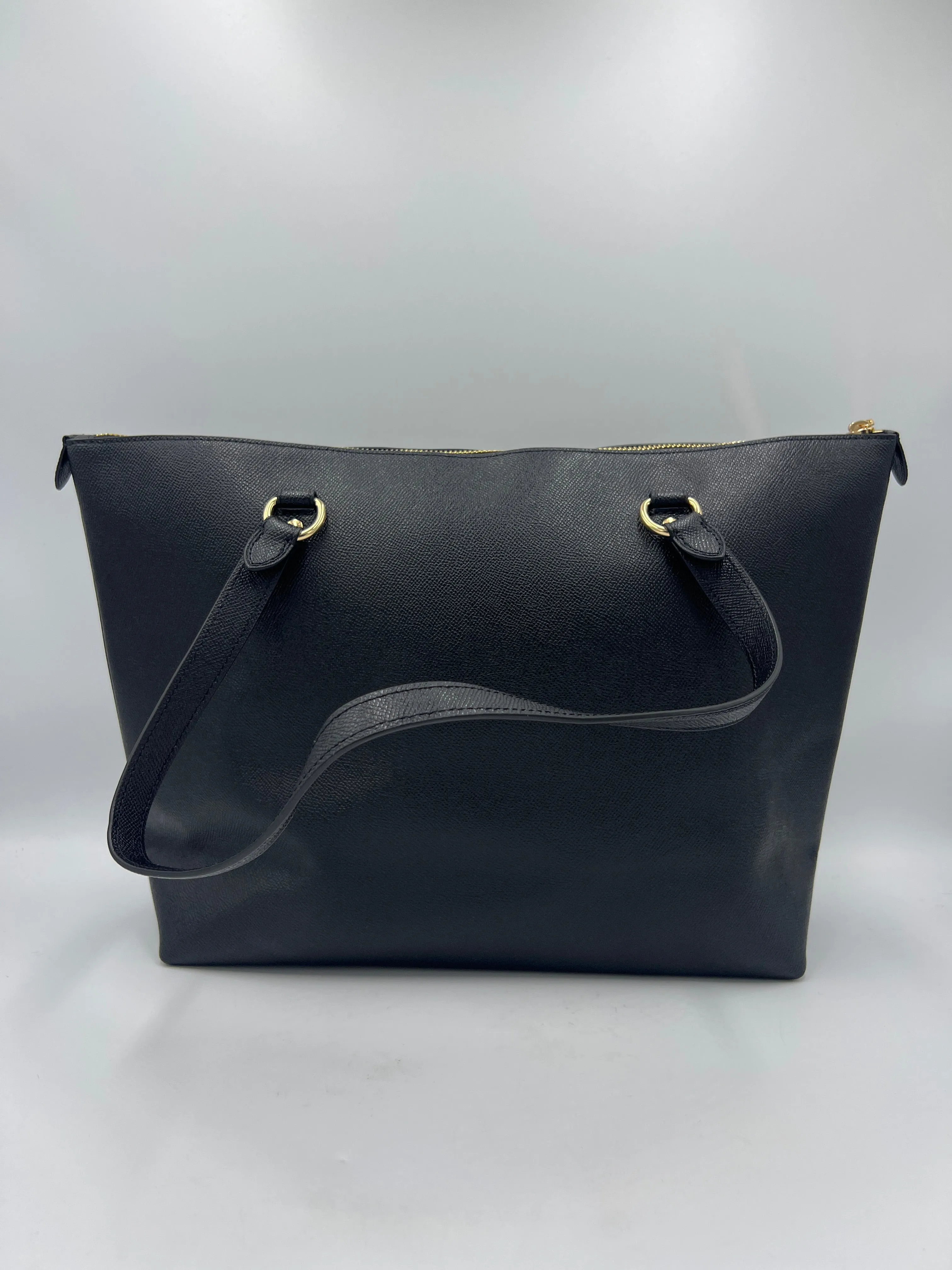 Like New! Zip-Top Tote / Handbag Designer By Coach